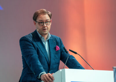 Dr. Marco Henry Neumueller