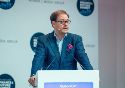 Dr. Marco Henry Neumueller